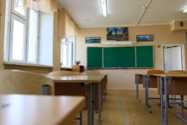 Замкнулся и стал получать двойки: третьеклассники надругались над сверстником в школьном туалете 21/01/2026 &ndash; Новости