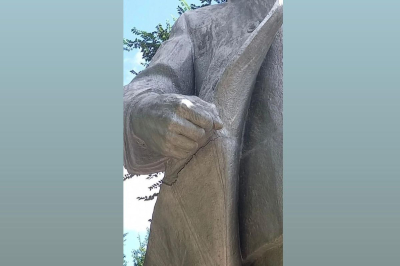 Ленин в Жилгородке: между историей и детской площадкой