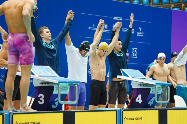 Казахстанские пловцы стали серебряными призерами Исламиады - 2025