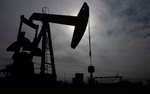 Цена нефти Brent удерживается после трёхдневного снижения