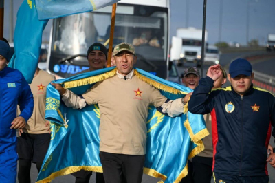 Военнослужащий из Астаны сдержал слово и установил рекорд ко Дню Республики