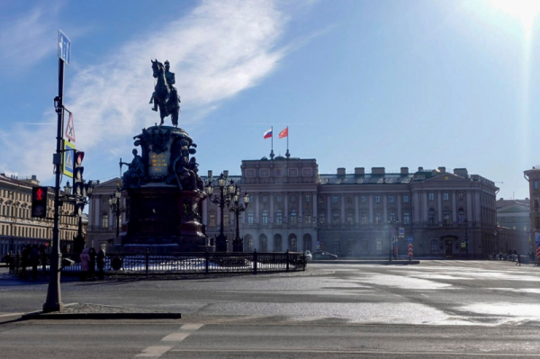 В Петербурге у заксобрания появится сад-трансформер за 85 млн рублей