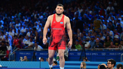 Алимхан Сыздыков завоевал серебро чемпионата Азии в Аммане
