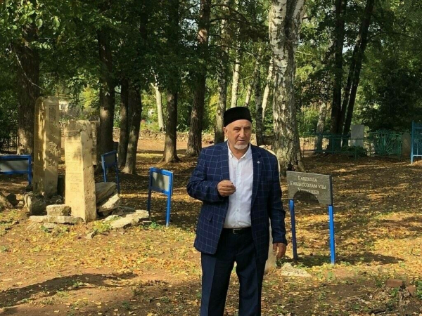 Мәчкәрә авылы имамы данлыклы мәчетне торгызу турында: &laquo;Эчендә агачлар үсә башлаган иде&raquo;