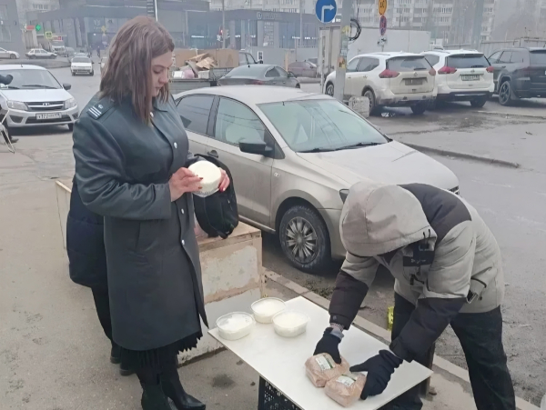 У 10-го микрорайона в Казани прикрыли лавку с молочной продукцией