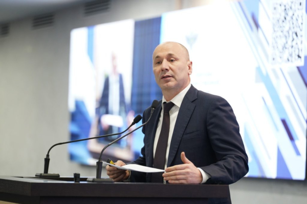 Глава Рособрнадзора Анзор Музаев назвал главный вызов при проведении ЕГЭ