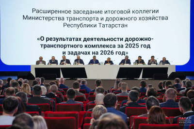 Ханифов: &laquo;Наша головная боль &ndash; нормативное состояние региональных автодорог&raquo;