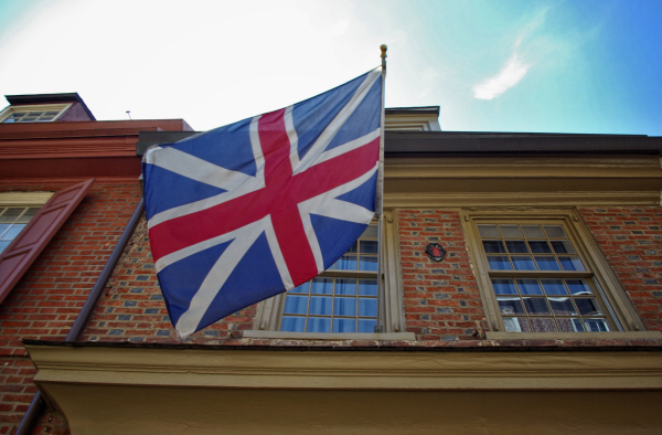 Миллиардер Рэтклифф заявил, что Британия колонизирована мигрантами