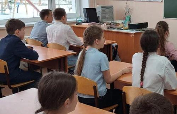 В Омске уволилось вдвое больше педагогов, чем пришло