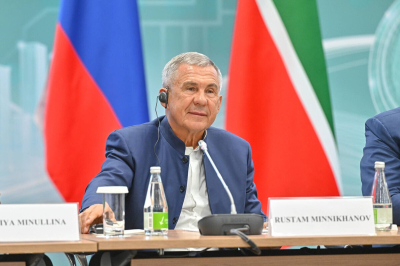 Минниханов заявил, что Татарстан нацелен на расширение сотрудничества с Оманом