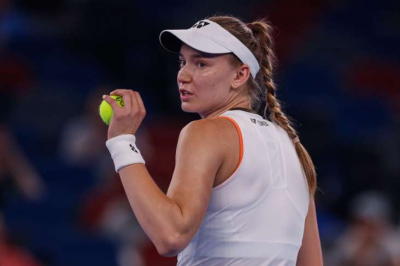 Итоговый турнир WTA: Рыбакина стартовала с разгромной победы