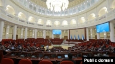 В Узбекистане разработают законопроект о правах оппозиции в парламенте