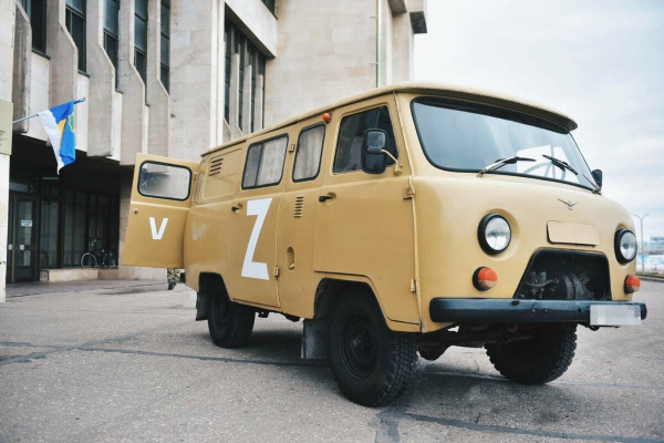 Из Набережных Челнов передали УАЗ для подвоза боекомплекта и эвакуации раненых