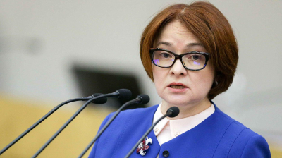 Набиуллина призналась, что время для брошек &laquo;пока не пришло&raquo;