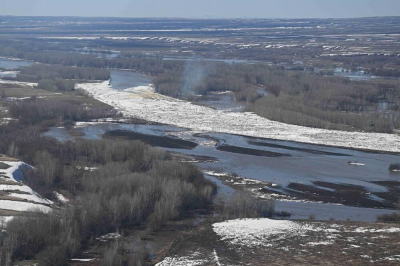 Паводки в Абайской области: вода пришла в одно из сел региона