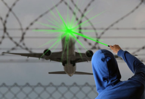 Создание помех воздушным судам в Казахстане теперь уголовно наказуемо