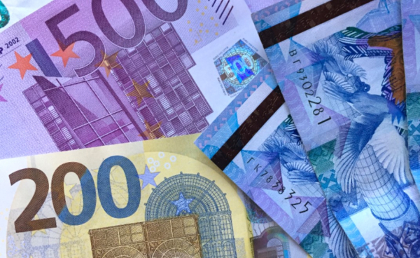 Тенге и мировые рынки: как изменятся курсы валют на неделе