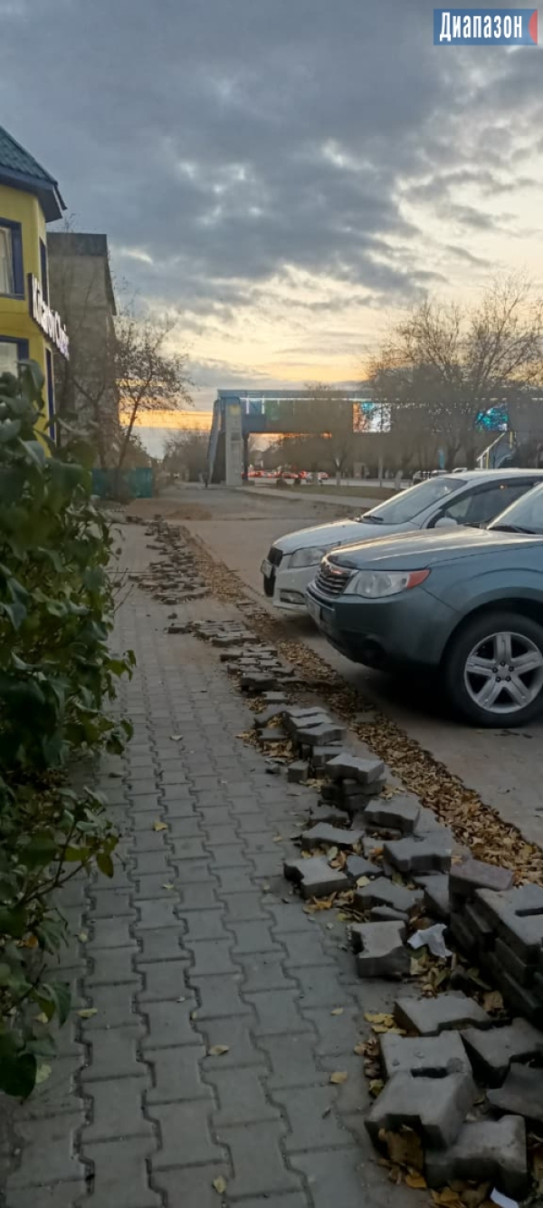 Народный репортер. Плитку разобрали, да так и оставили