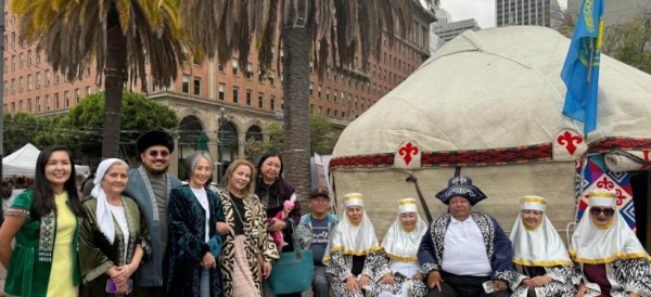 Казахскую юрту впервые установили в центре Сан-Франциско