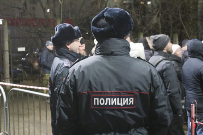 Силовики нагрянули в офисы ДОСААФ на Аптекарском проспекте