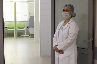 Путин беспокоится о числе женских консультаций в малых городах и селах