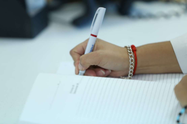 Делопроизводитель в больнице Актюбинской области проводила психологические консультации