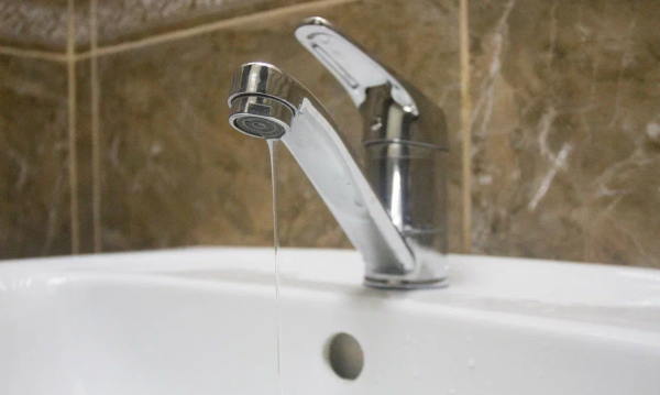 Водоканал ответит за долгое отсутствие воды на улице Гвардейской в Казани