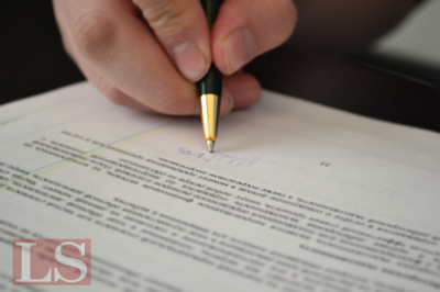 Токаев утвердил уголовную ответственность за дропперство и злоупотребления коллекторов