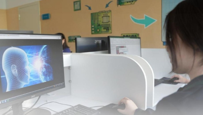 В Казахстане формируют этические принципы использования ИИ в школах