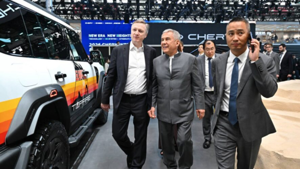 Минниханов посетил Международную выставку &laquo;Auto China 2026&raquo; в Китае 04/05/2026 &ndash; Новости