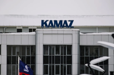 Почти пять тысяч КАМАЗов выпустили при участии студотрядов за два месяца