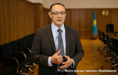 Почему опасно снижать базовую ставку, рассказал советник главы Нацбанка