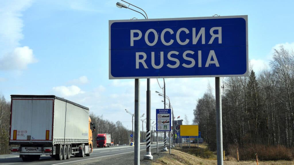 Казахстанским дальнобойщикам упростили работу в России