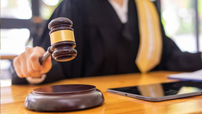 Жакип Асанов объяснил массовое увольнение женщин-судей