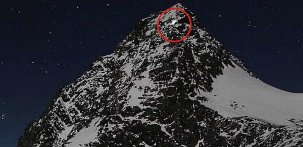 Летальный исход: опытный гид-альпинист оставил женщину одну в горах