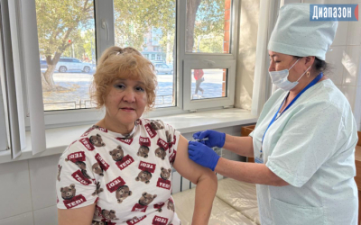 В поликлиниках идет вакцинация от гриппа