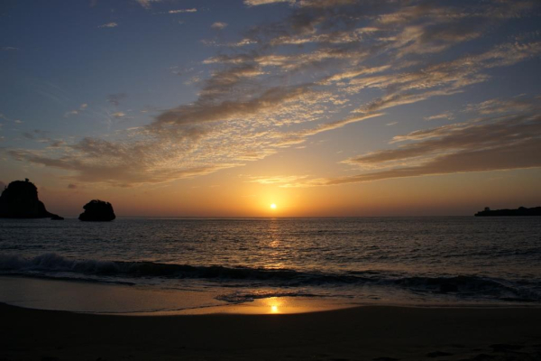 Россиянина спасли у берегов Бали после почти 20 часов дрейфа в океане