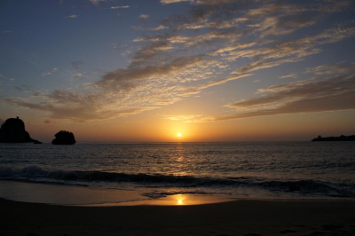 Россиянина спасли у берегов Бали после почти 20 часов дрейфа в океане