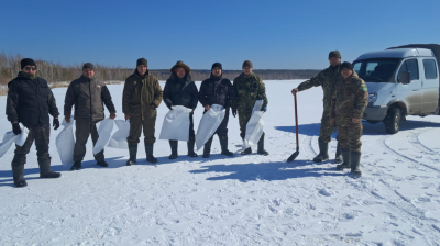 Свыше 30 мешков мусора собрали на озерах нацпарка «Бурабай»