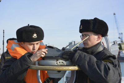 Казахстанские военные моряки отработали и сдали курсовую задачу