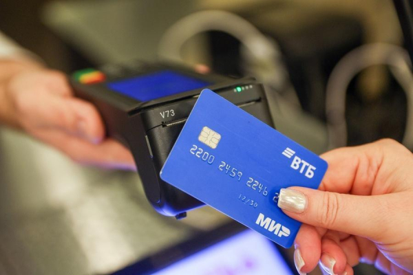 Россияне смогут расплатиться в десятках миллионов магазинов в Китае по QR-коду