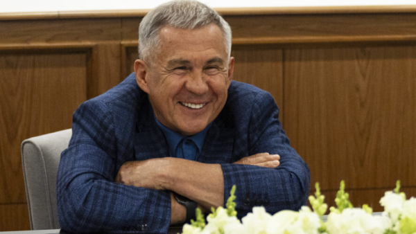 Минниханов поздравил татарстанцев с Днём семьи, любви и верности 08/07/2026 &ndash;