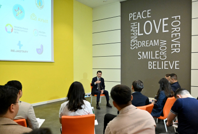 Ерлан Карин отметил значимость созидательного потенциала молодежи