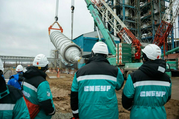 Металлоценовый прорыв: СИБУР увеличивает продуктовую линейку НКНХ